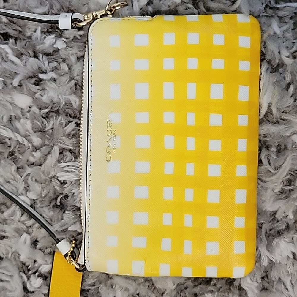 Coach Wristlet - Picture 3 of 8